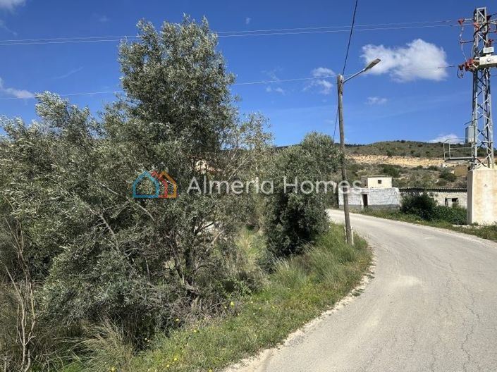 Image No.20-2 Bed Country House for sale