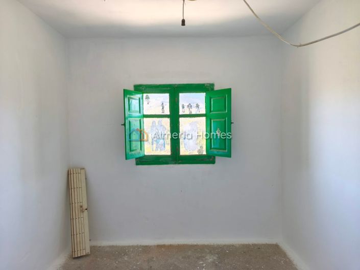 Image No.18-2 Bed Country House for sale