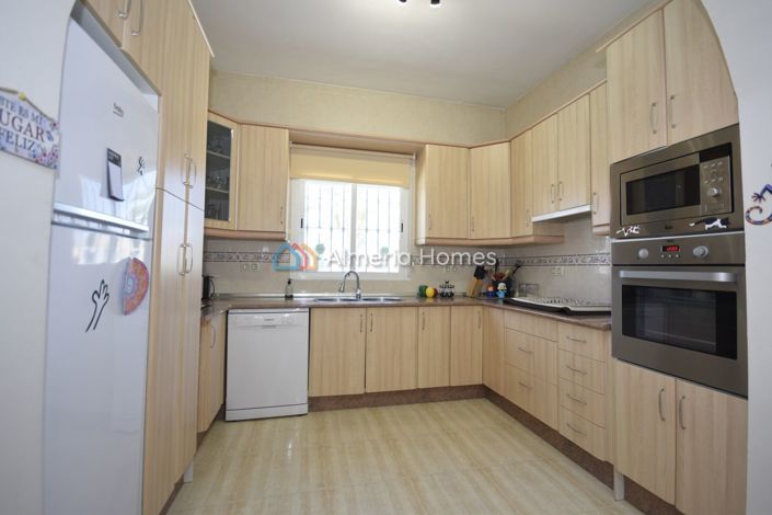 Image No.17-4 Bed Villa for sale