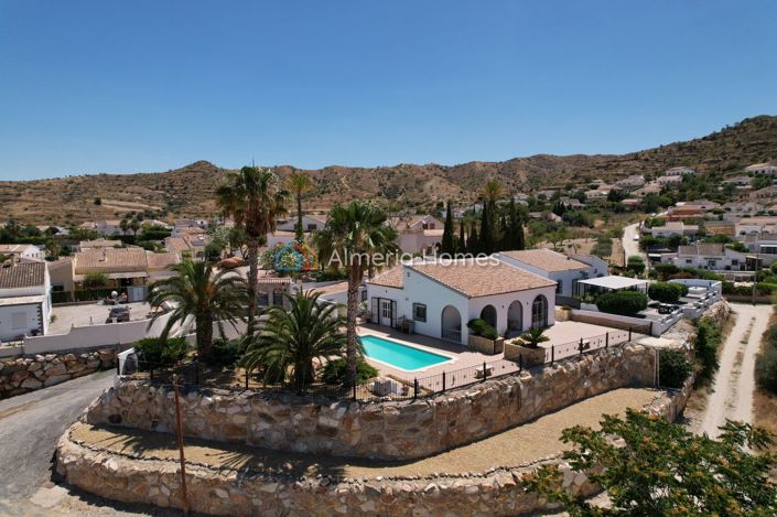 Image No.3-4 Bed Villa for sale