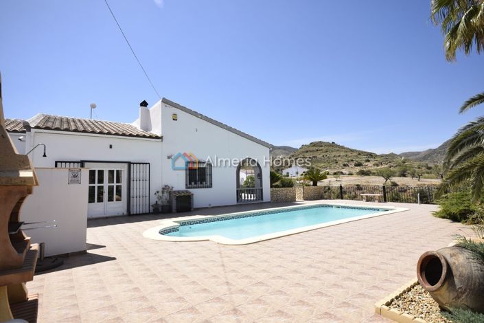 Image No.6-4 Bed Villa for sale