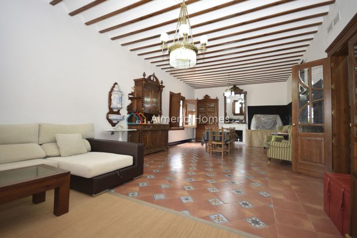 Image No.20-4 Bed Villa for sale