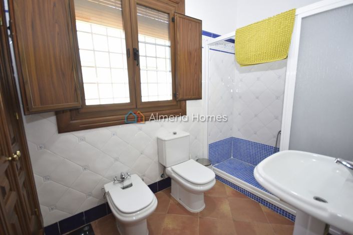 Image No.24-4 Bed Villa for sale
