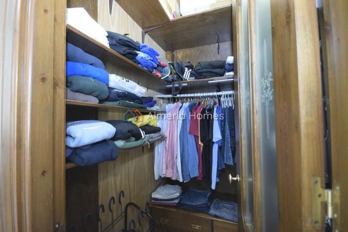 Image No.25-4 Bed Villa for sale