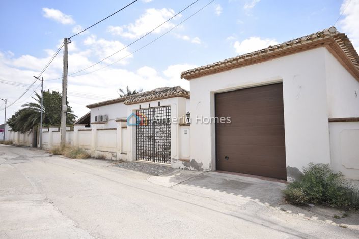 Image No.30-4 Bed Villa for sale