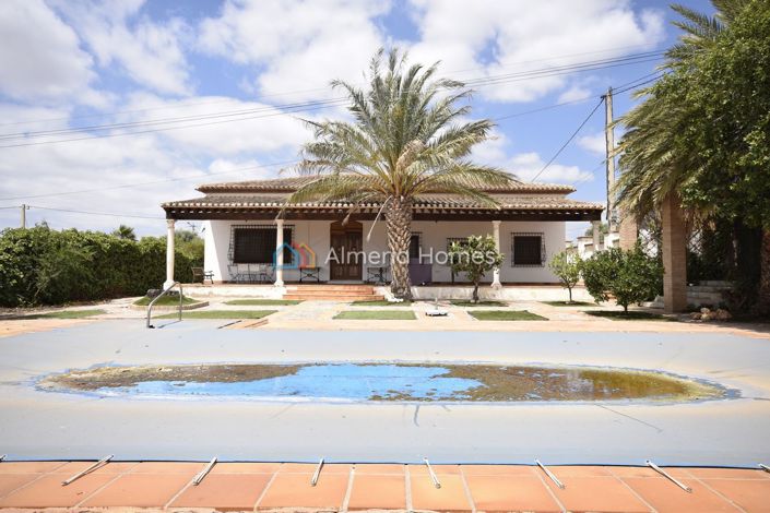 Image No.6-4 Bed Villa for sale