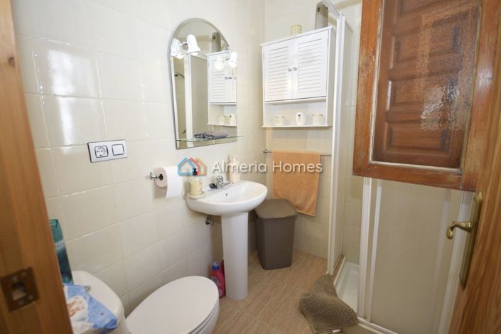 Image No.24-3 Bed Villa for sale