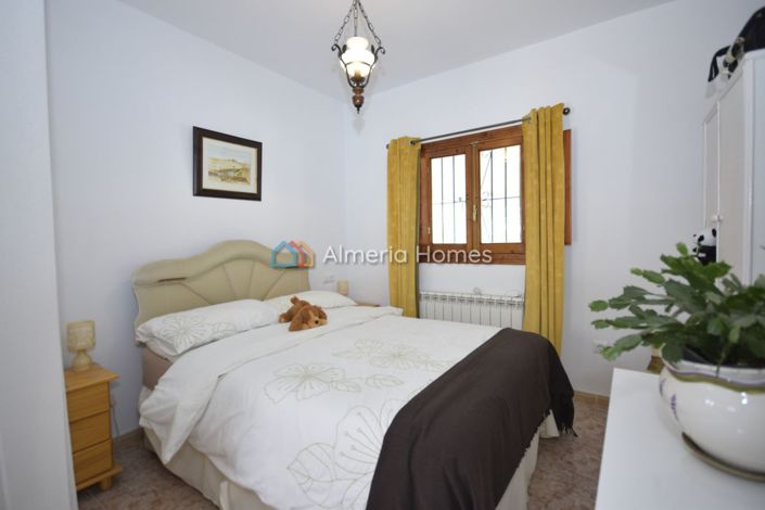 Image No.29-3 Bed Villa for sale