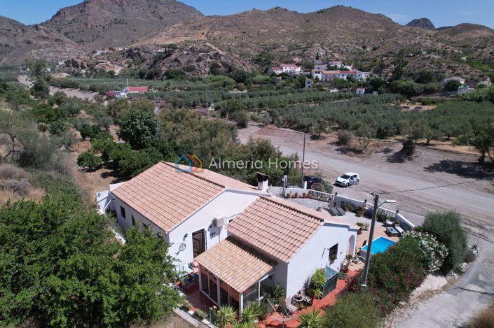 Image No.3-3 Bed Villa for sale