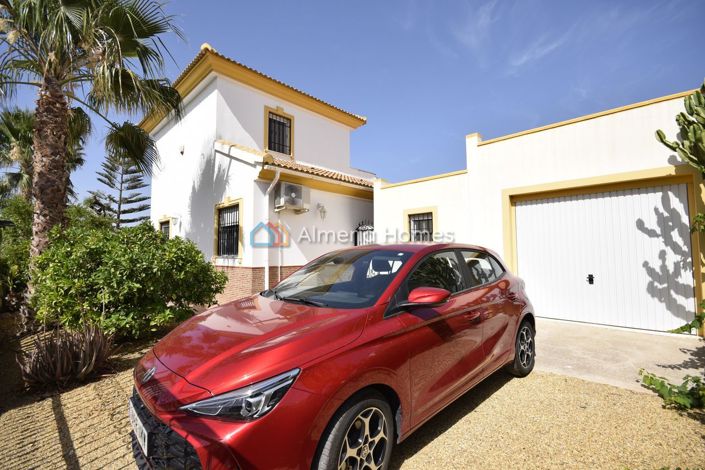 Image No.17-3 Bed Villa for sale