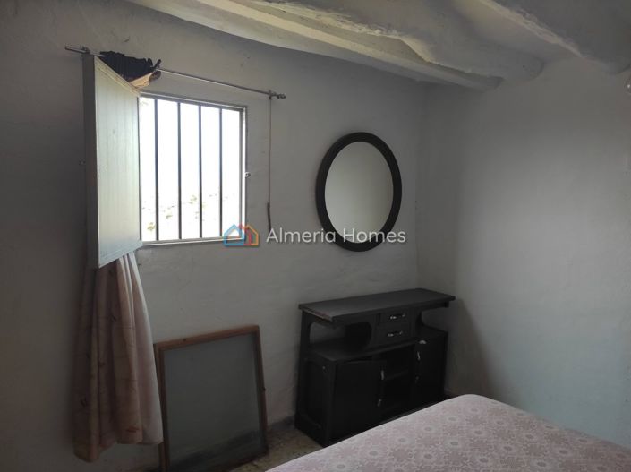 Image No.14-5 Bed Country House for sale