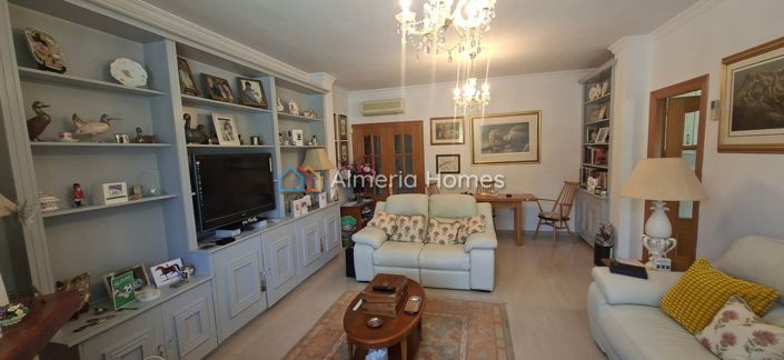 Image No.14-3 Bed Villa for sale