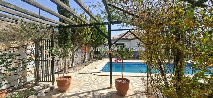 Image No.5-3 Bed Villa for sale