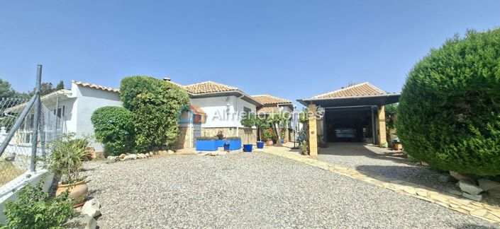 Image No.9-3 Bed Villa for sale