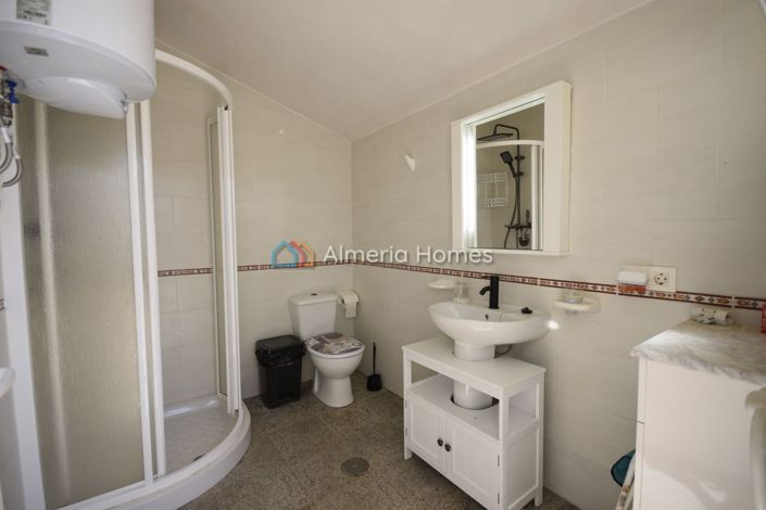 Image No.26-8 Bed Country House for sale