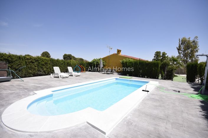 Image No.8-8 Bed Country House for sale