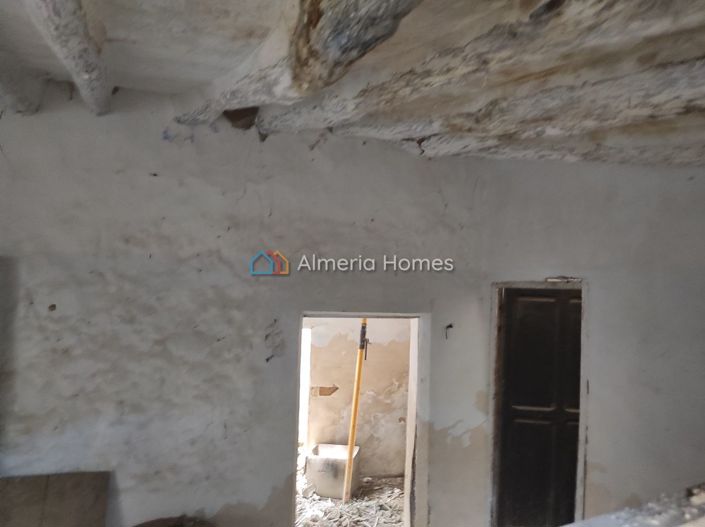 Image No.7-Country House for sale
