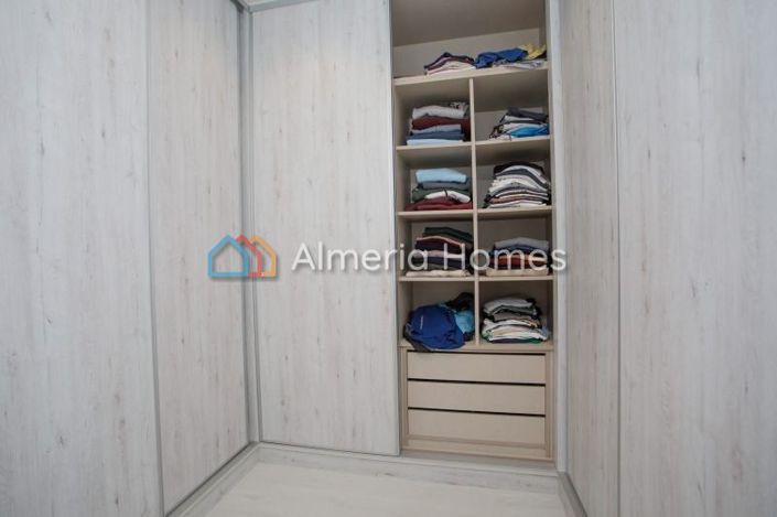 Image No.13-3 Bed Villa for sale