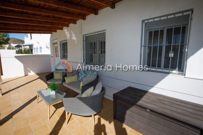 Image No.18-3 Bed Villa for sale