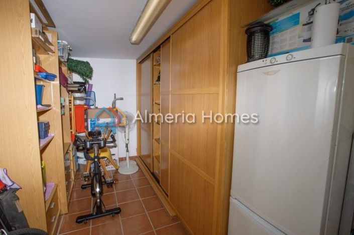 Image No.19-3 Bed Villa for sale