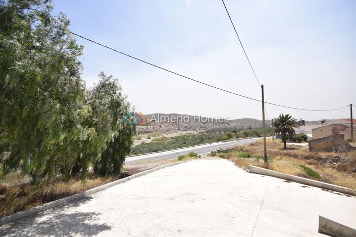 Image No.22-3 Bed Country House for sale