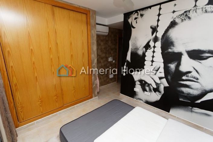 Image No.20-2 Bed Apartment for sale