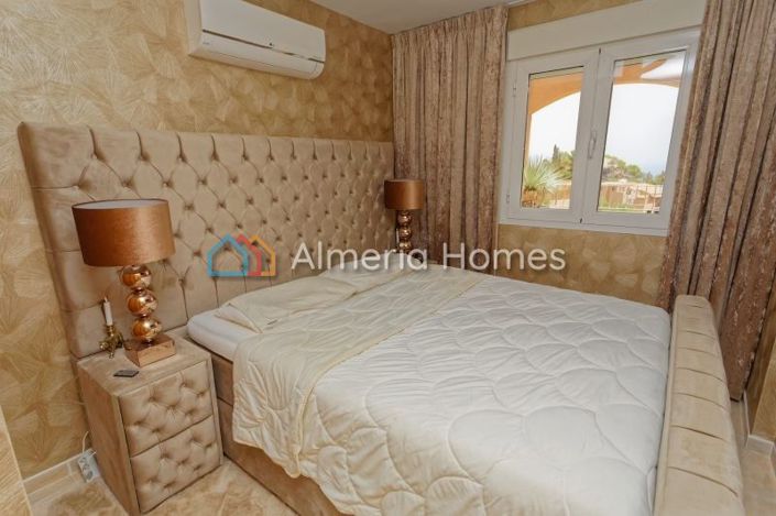 Image No.7-2 Bed Apartment for sale