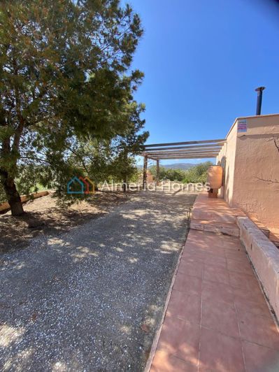 Image No.10-4 Bed Country House for sale