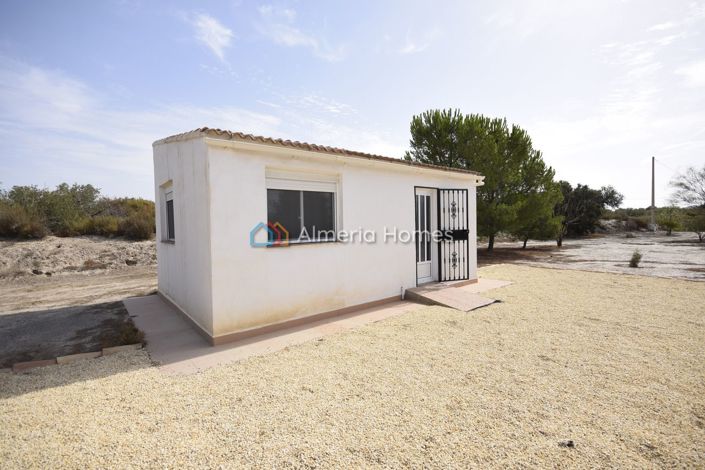Image No.28-3 Bed Villa for sale