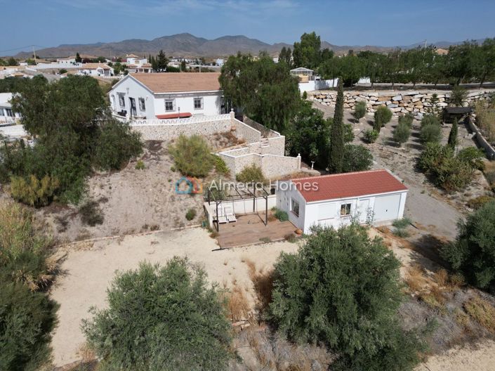 Image No.5-3 Bed Villa for sale