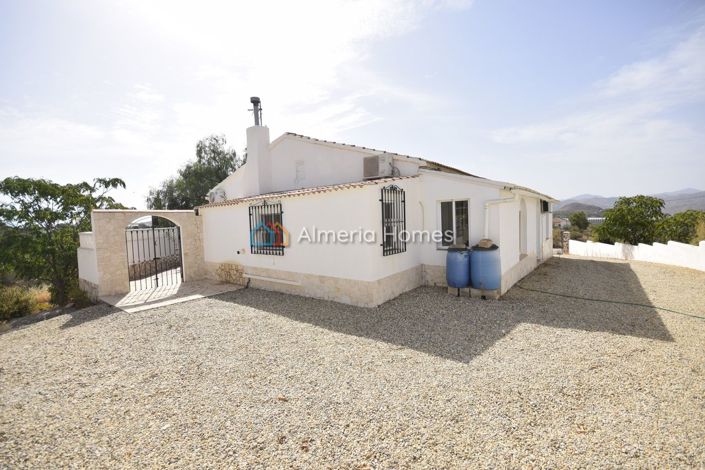 Image No.9-3 Bed Villa for sale