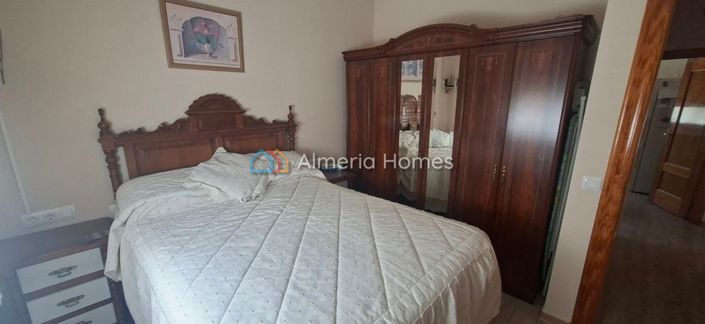 Image No.19-3 Bed Villa for sale