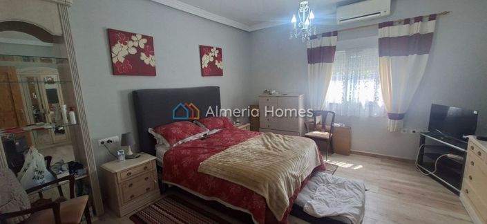 Image No.23-3 Bed Villa for sale