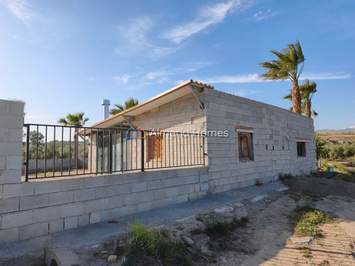 Image No.14-2 Bed Country House for sale