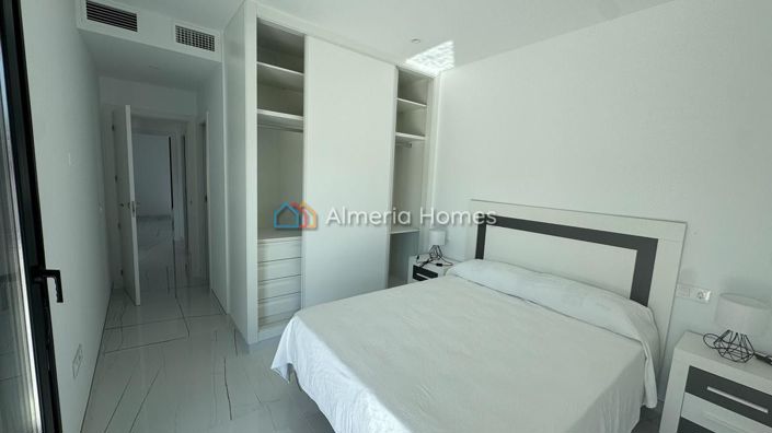 Image No.11-3 Bed Villa for sale
