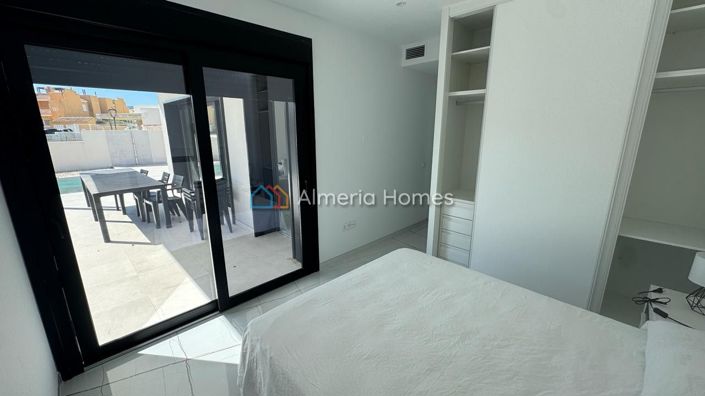 Image No.14-3 Bed Villa for sale