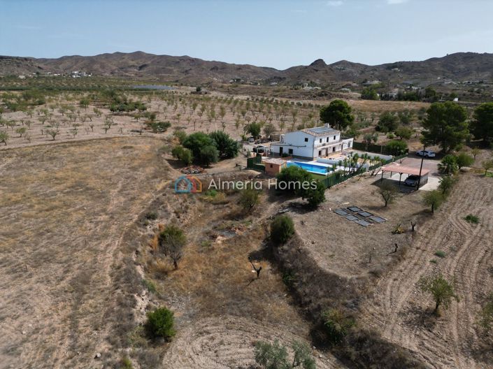 Image No.30-6 Bed Country House for sale