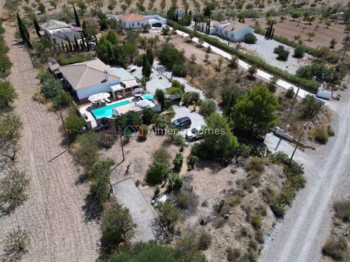 Image No.29-3 Bed Villa for sale