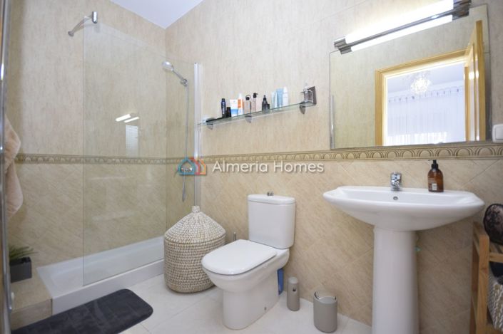 Image No.9-3 Bed Villa for sale