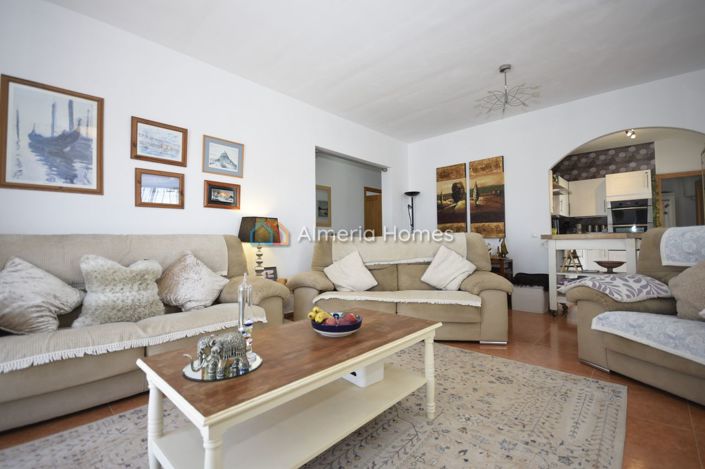 Image No.25-3 Bed Villa for sale