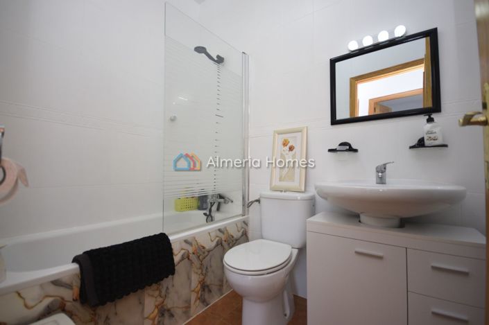 Image No.29-3 Bed Villa for sale