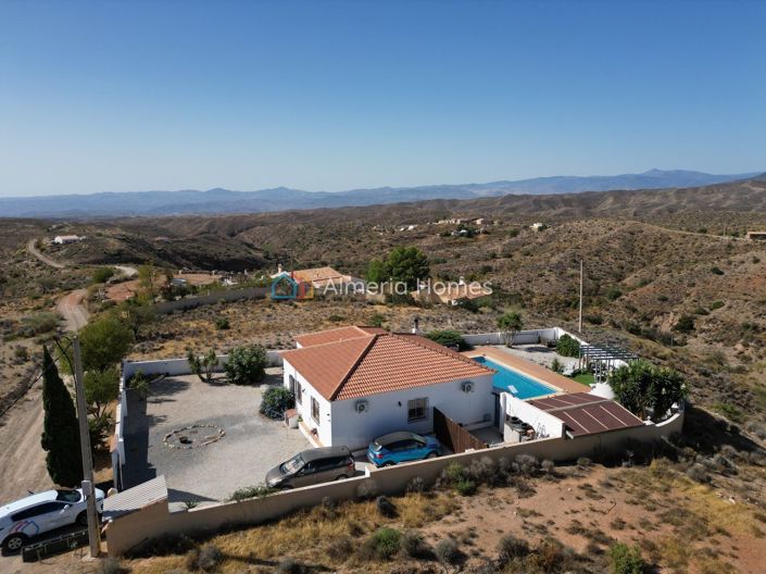 Image No.5-3 Bed Villa for sale