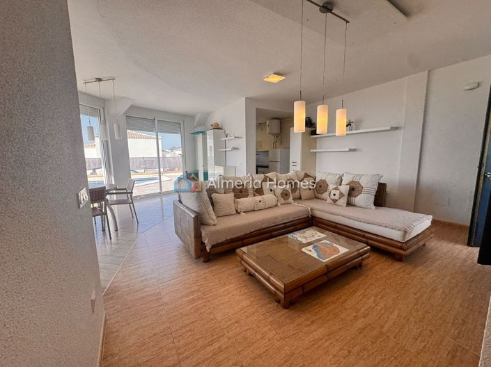 Image No.4-Villa de 3 chambres à vendre à San Juan De Los Terreros