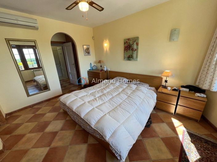 Image No.6-Villa de 5 chambres à vendre à Cala Panizo