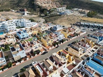 2693641280x960-wm