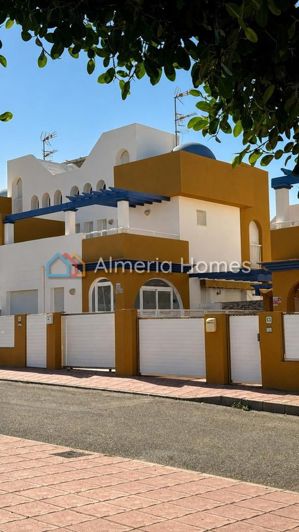 Image No.2-Villa de 3 chambres à vendre à San Juan De Los Terreros
