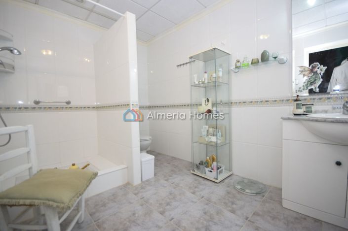 Image No.17-Maison de campagne de 5 chambres à vendre à Albox