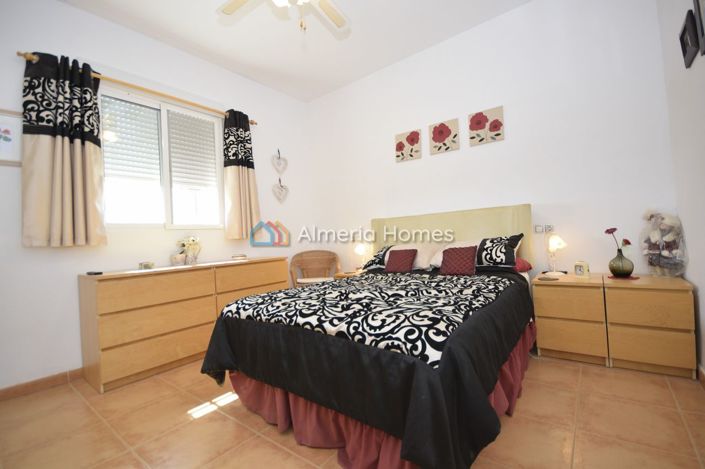 Image No.20-3 Bed Villa for sale
