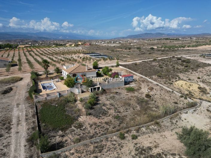 Image No.29-3 Bed Villa for sale
