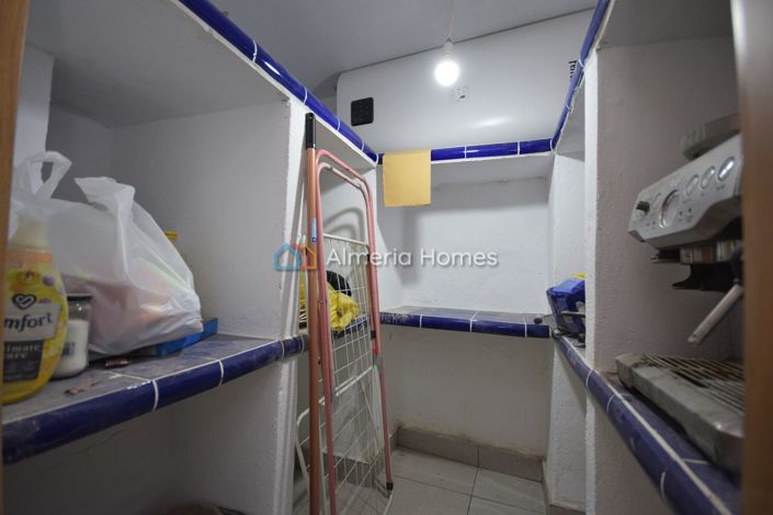 Image No.10-5 Bed Country House for sale